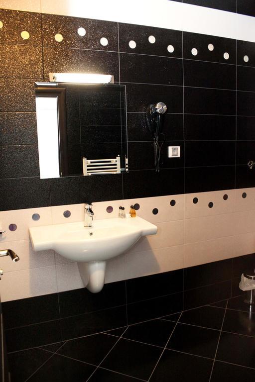 Incanto Family Hotel Sevlievo Rum bild